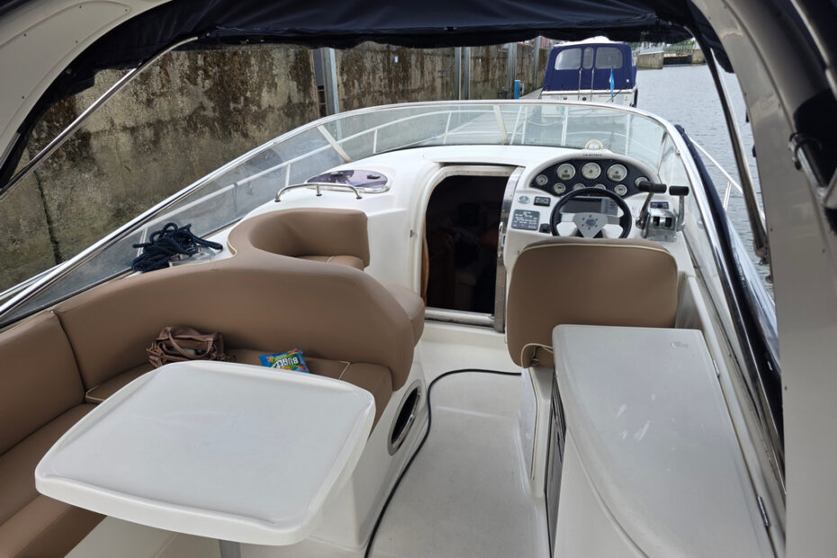 Bavaria-30-Sport-05