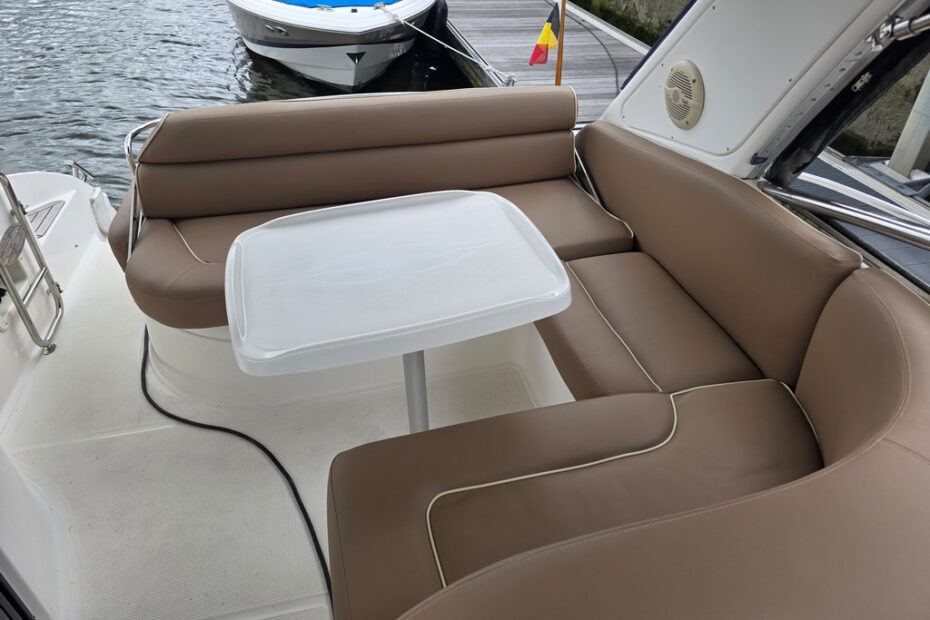 Bavaria-30-Sport-06