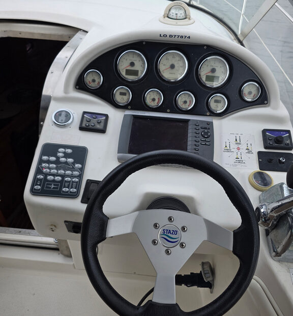 Bavaria-30-Sport-08
